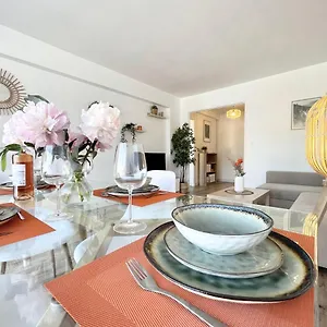  Appartamento Comfortable With Parking - Riviera