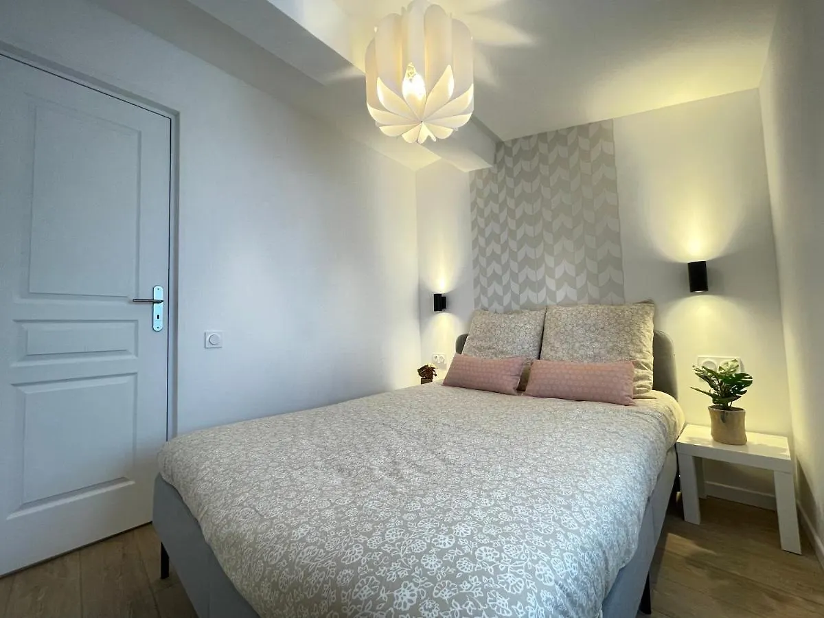 Nice Renting - Fersen - 2 Rooms Vieil Antibes - Ac - Safranier - Big Terrace Apartment